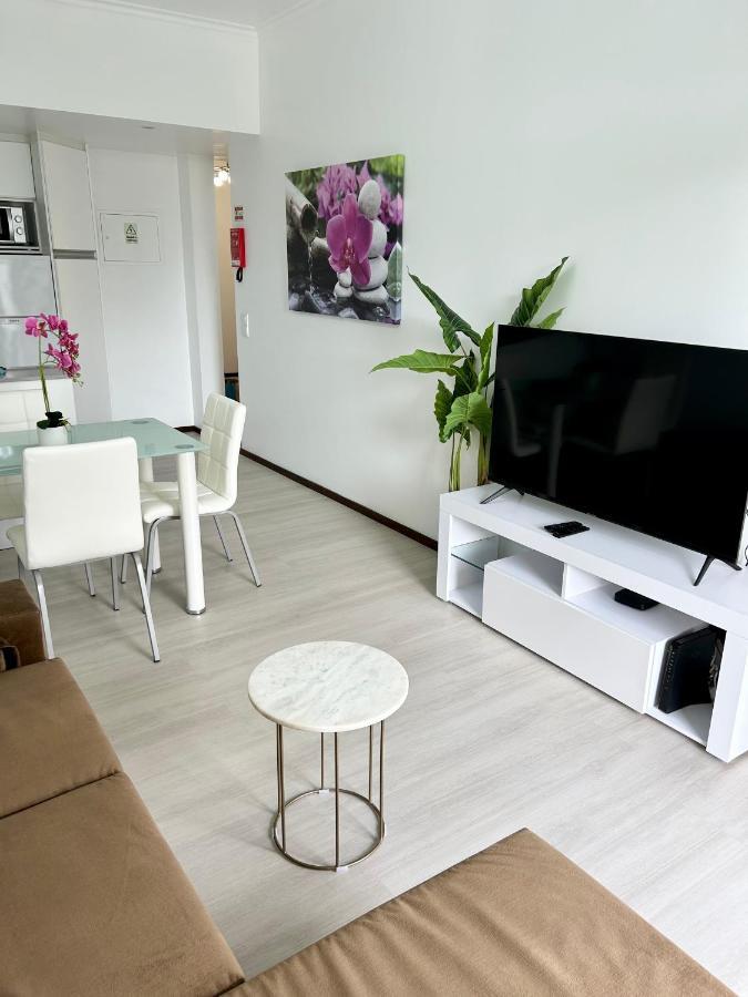 Santa Catarina By Ola Madeira Apartment Фуншал Екстериор снимка